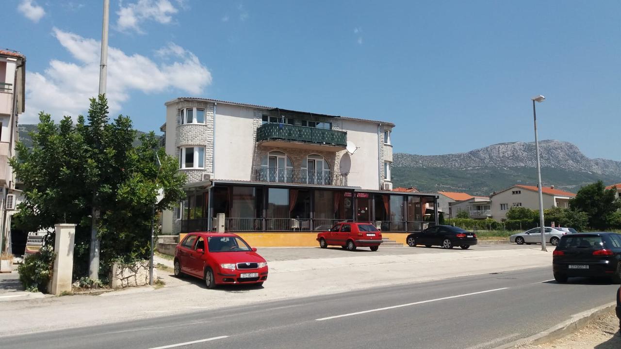 Apartman Julienne Kaštela المظهر الخارجي الصورة